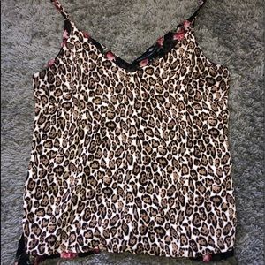 Tank reversible top